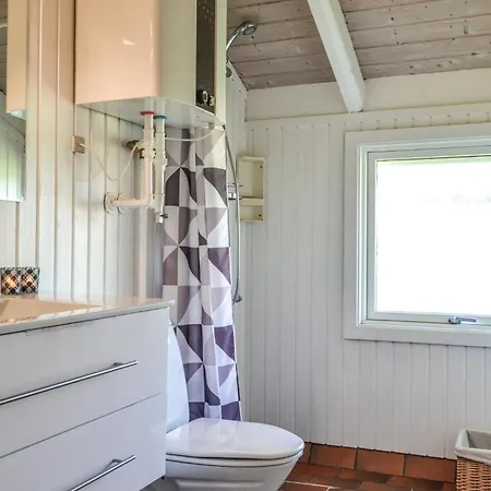 2 Bedroom In Hvide Sande *