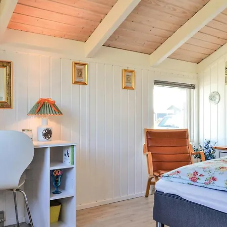 2 Bedroom In Hvide Sande Bjerregard