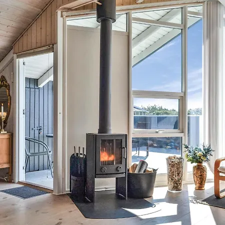 2 Bedroom In Hvide Sande * Bjerregard