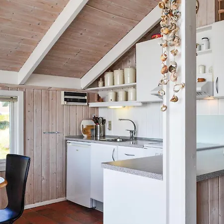 2 Bedroom In Hvide Sande * Bjerregard